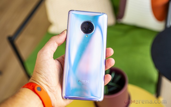 گوشی ویوو iQOO 3 5G در بنچمارک آنتوتو ظاهر شد