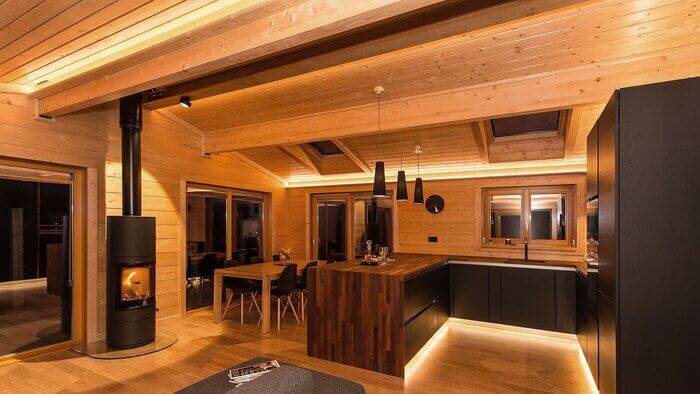 نور خانههای کوچک را چگونه تنظیم کنیم؟ 1 https://dl.greenbeautymag.com/2021/08/169019090.jpg