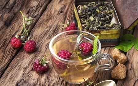 چای برگ تمشک قرمز: فواید ، عوارض و نحوه استفاده