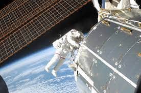 https://dl.greenbeautymag.com/2021/12/How-to-watch-two-Russian-cosmonauts-spacewalk-outside-the-ISS-this-week3.jpg