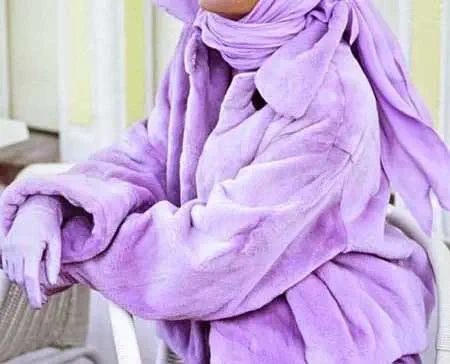 https://dl.greenbeautymag.com/2021/12/purple-color-set-clothes-20.webp