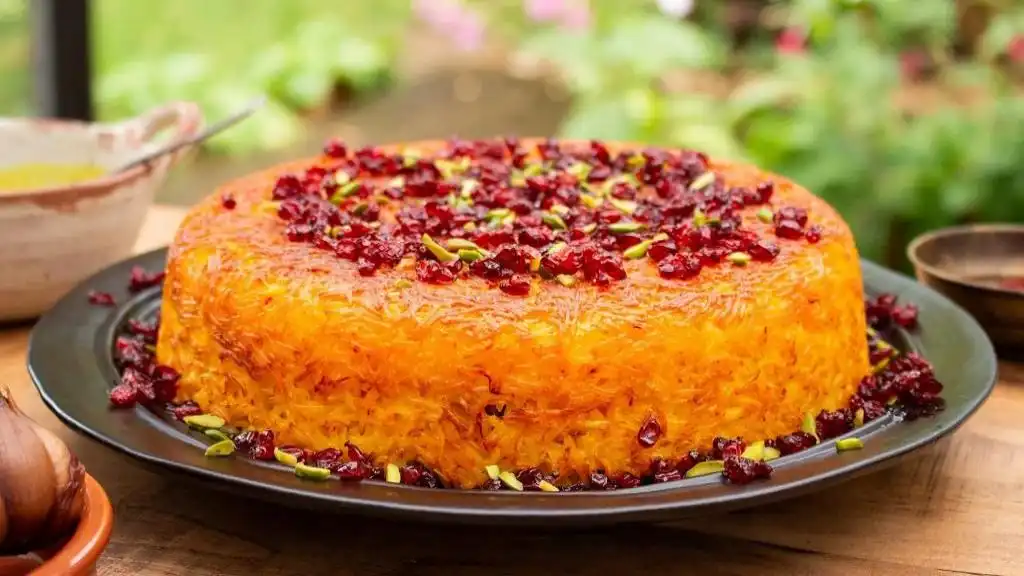 طرز تهیه شیرازی پلو قالبی، غذای مجلسی و زیبا