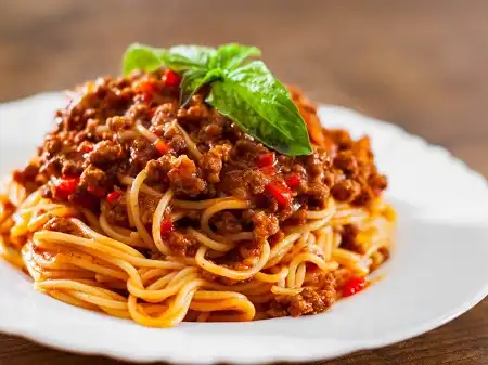 دستور تهیه سس بلونز برای خوردن پاستا و اسپاگتی خوشمزه و لذیذ
