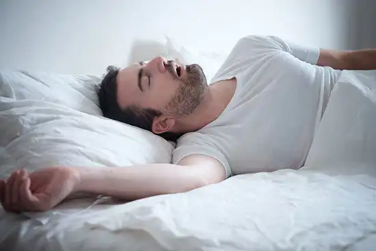 قرص خواب‌آور چه اثراتی روی بدن دارد؟