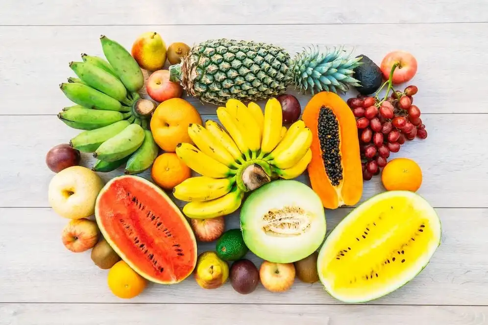 این میوه‌ها را بخورید تا باهوش‌تر شوید | ۸ میوه مغذی برای بهبود ضریب هوشی و سلامت مغز
