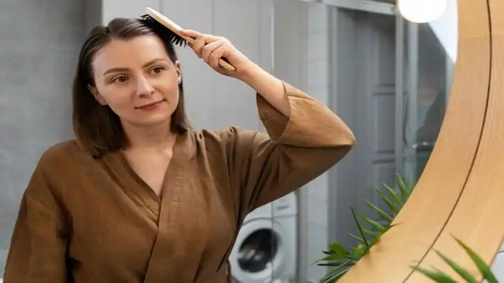 راه درمان موهای چرب و نازک در طب سنتی چیست؟
