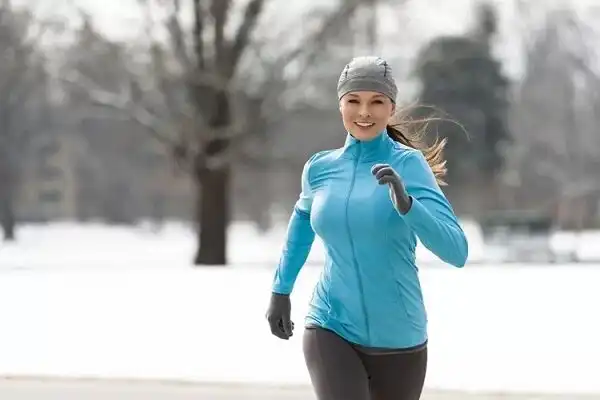 فواید دویدن در هوای سرد