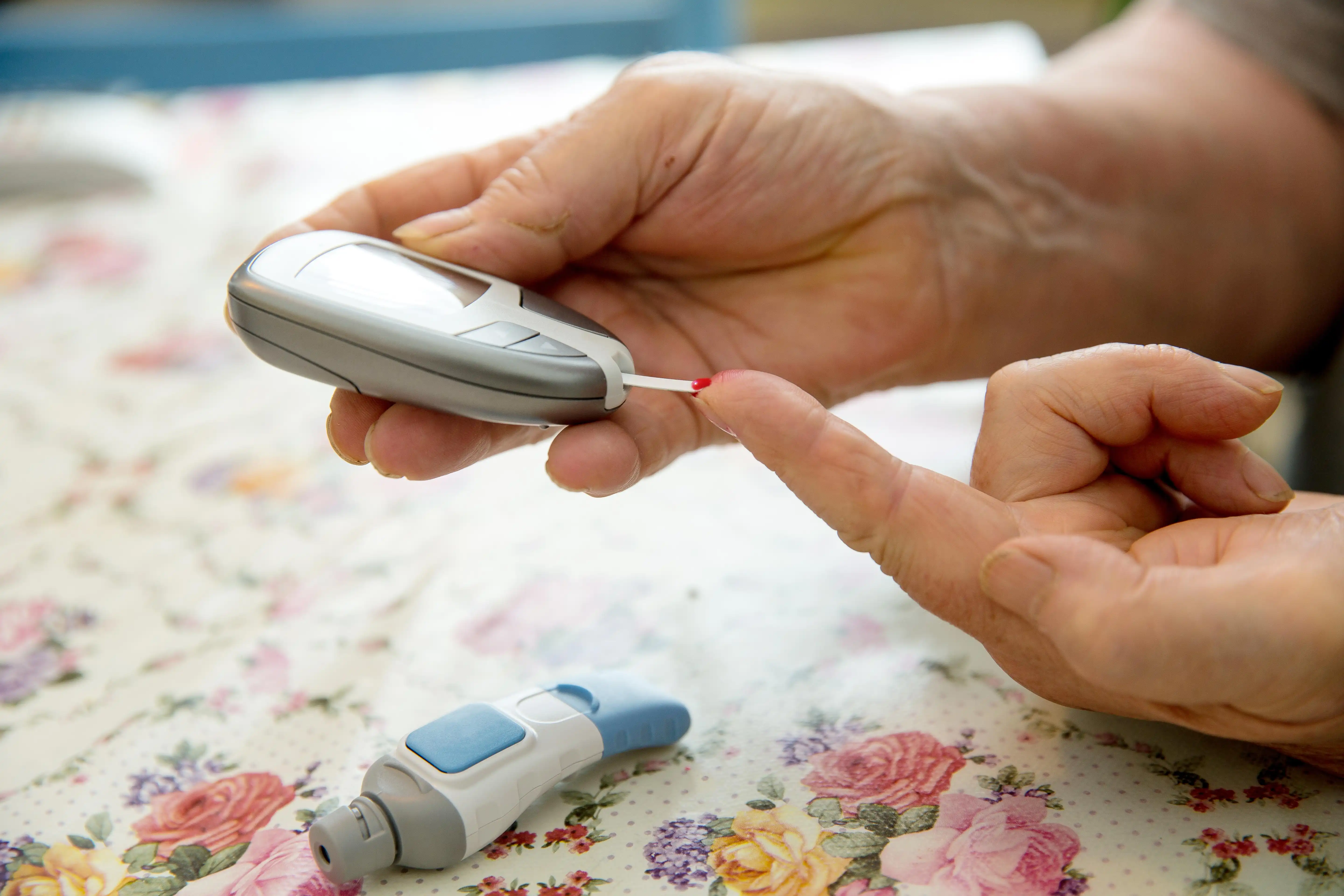 دیابت نوع 2: چیست، علل، علائم و درمان