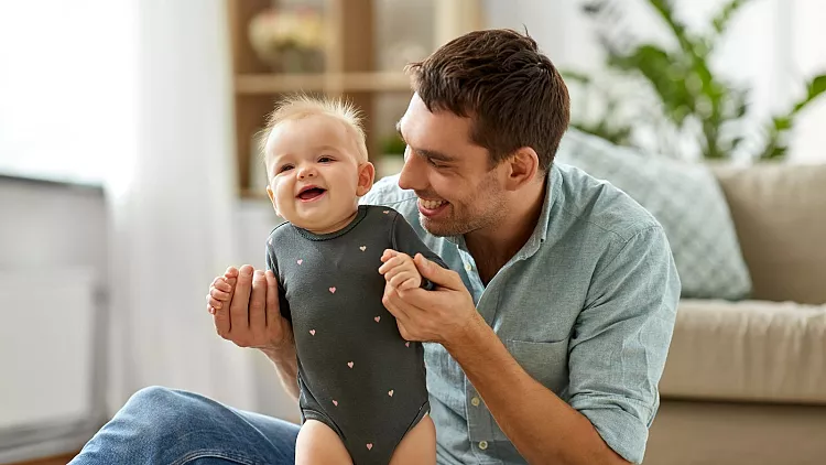 کودک در سنین پایین هنوز درک نکرده که یادآوری وقایع گذشته مهم است