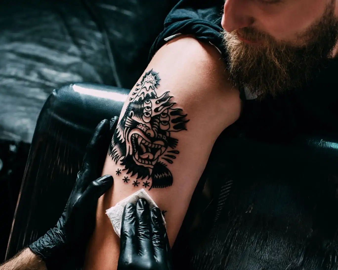 خالکوبی میتواند خطر ابتلا به سرطان را افزایش دهد خالکوبی میتواند خطر ابتلا به سرطان را افزایش دهد