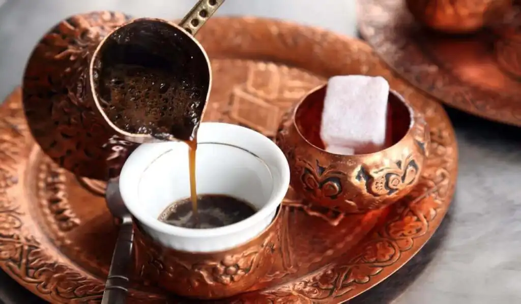 کدام روش دم کردن قهوه سالم‌تر است؟