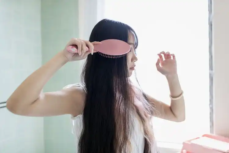 برای سلامت پوست و مو کلاژن بهتر است یا بیوتین؟