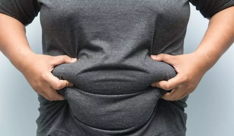 دلیل بزرگ شدن شکم با افزایش سن دلیل بزرگ شدن شکم با افزایش سن
