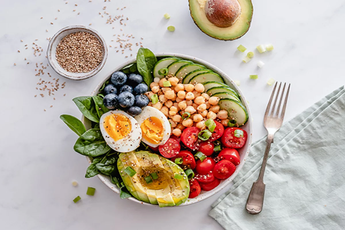 رژیم غذایی یعنی تعادل، نه گرسنگی!