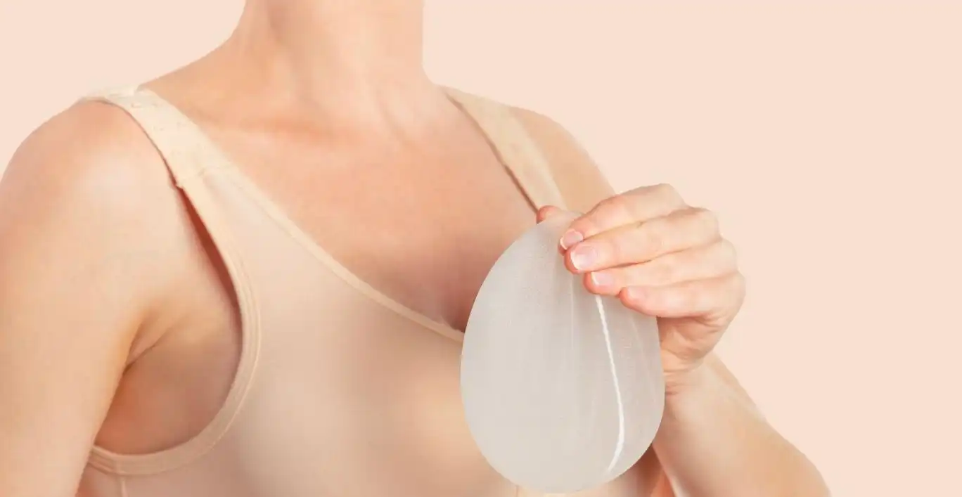 چرا جراحی بیرون آوردن پروتز پستان رو به افزایش است؟