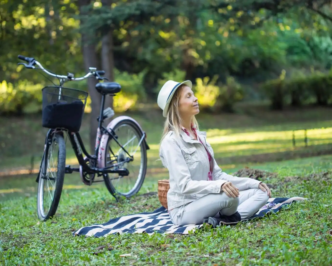 نسخه طلایی برای شهرنشینان خسته؛ روزانه ۱۵ دقیقه کنار درخت‌ها بگذرانید