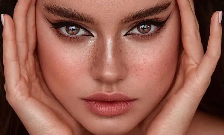 کلاژن؛ معجزه جوانی یا بازی تبلیغاتی؟ کلاژن؛ معجزه جوانی یا بازی تبلیغاتی؟