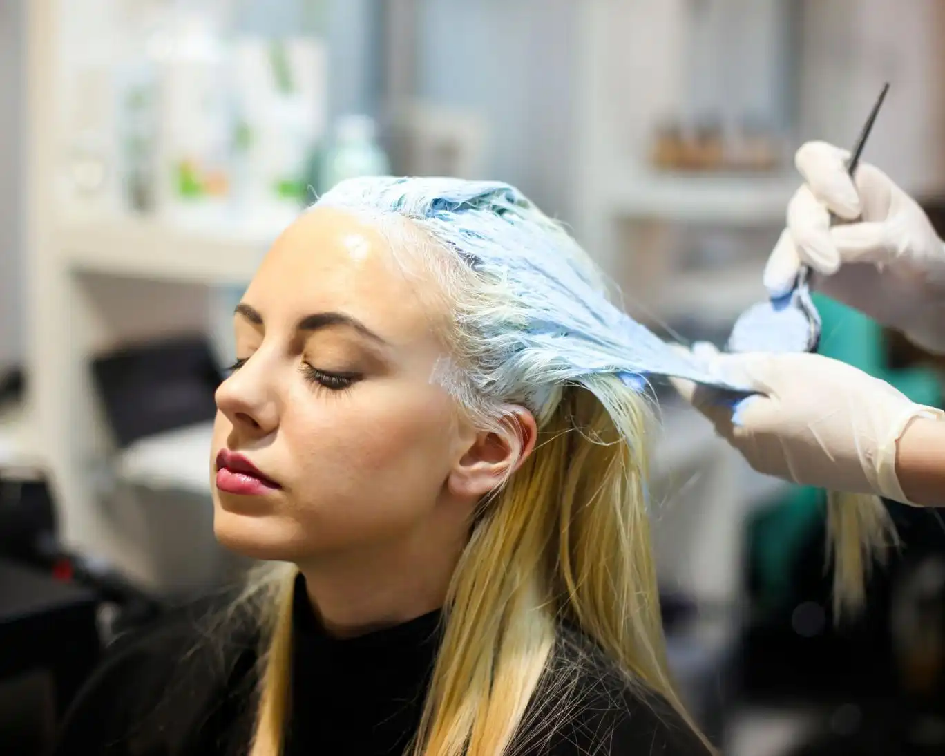 رنگ موی دائم و مواد صاف‌کننده می‌توانند از عوامل ابتلا به سرطان باشند