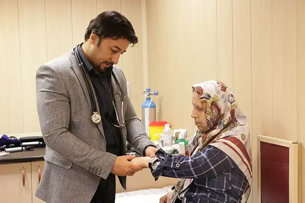 بهترین فیزیوتراپی سکته مغزی تبسم بهترین فیزیوتراپی سکته مغزی تبسم
