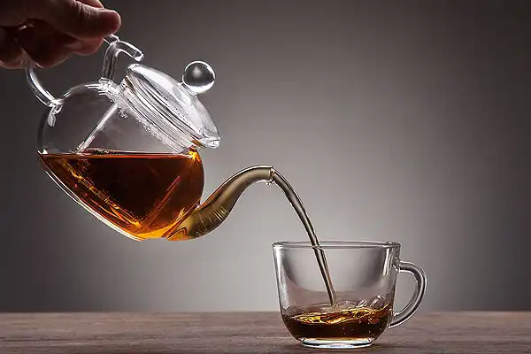 مصرف زیاد چای این بلاها را سرتان می‌آورد