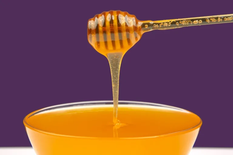 درمان پوست با عسل